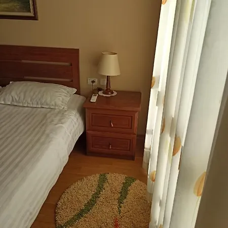 Sweet * Τίρανα